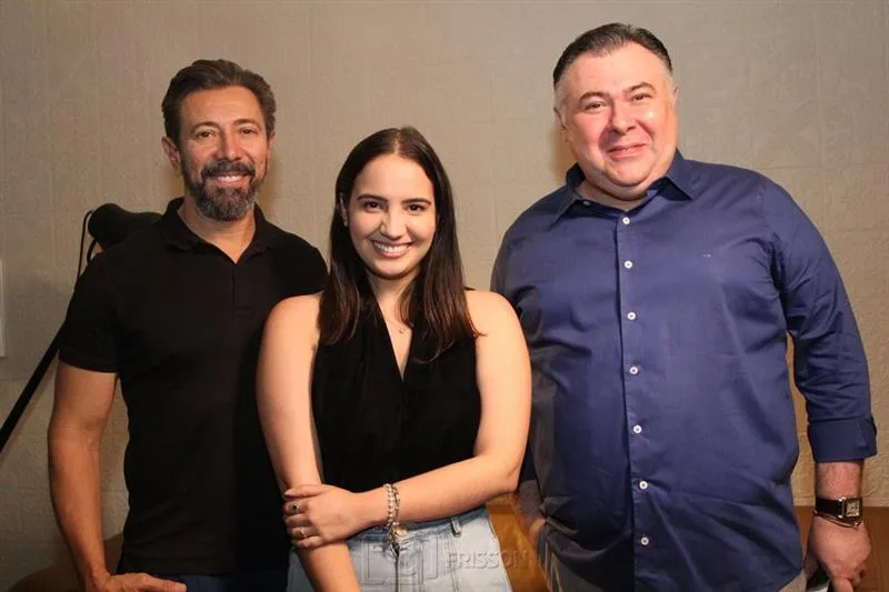 Carlos Otávio, Mirella Barbosa e André Monte