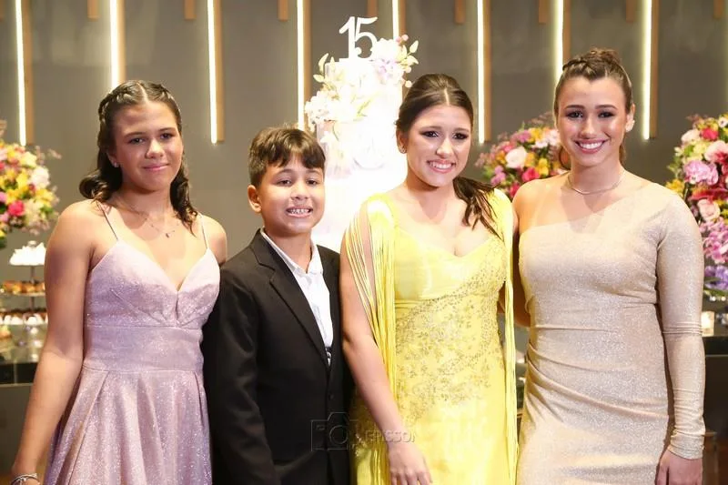 15 Anos de Alice Bastos
