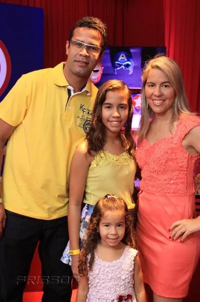 Ana Luiza, Cleiton, Sara e Kelviane Pinto