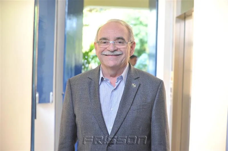 Ednilton Soárez