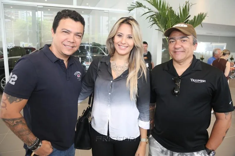 Abner Rios, Carla Rodrigues e Marcos Silva