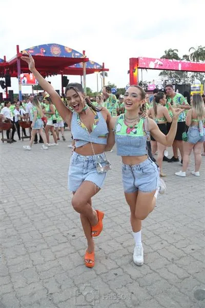 Andressa Maria e Brenda Barros