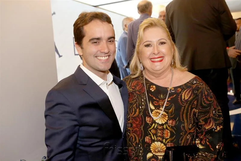 Ari de Sá Cavalcante e Tereza Gurgel