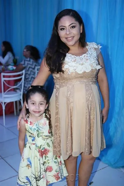 Clarisse e Carol Feitosa