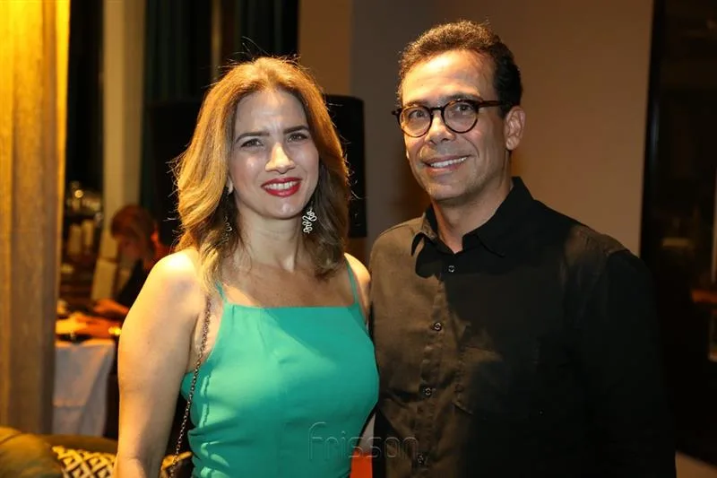 Karmilse Marinho e Gustavo Porto