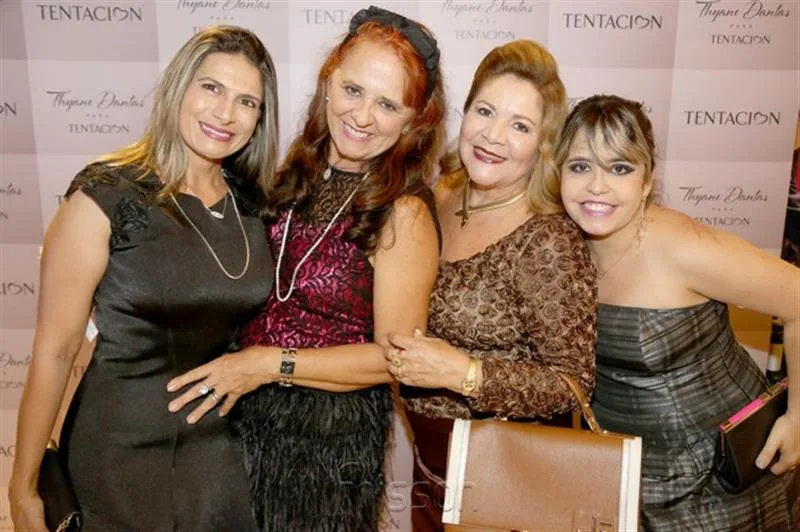 Cristiane Fraga, Fatima Duarte, Marta Peixe e Camila Borges
