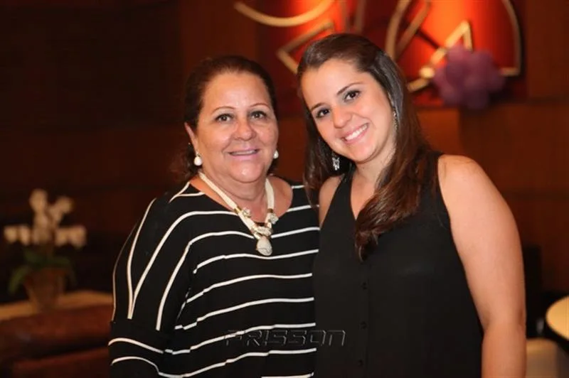 Ângela e Mariana Fernandes