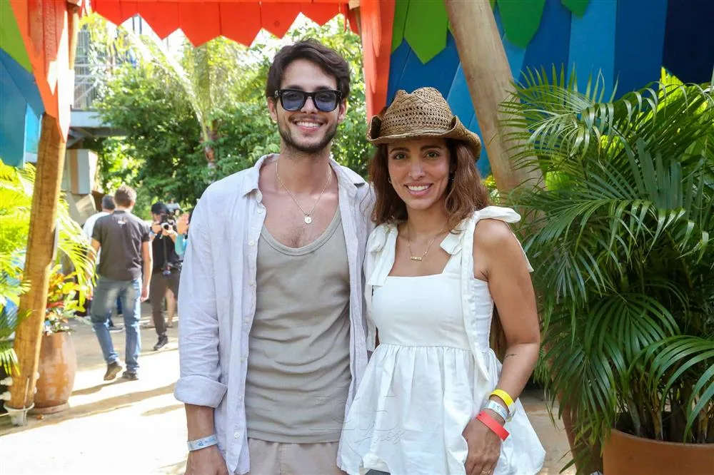 Bruno Guedes e Jade Seba