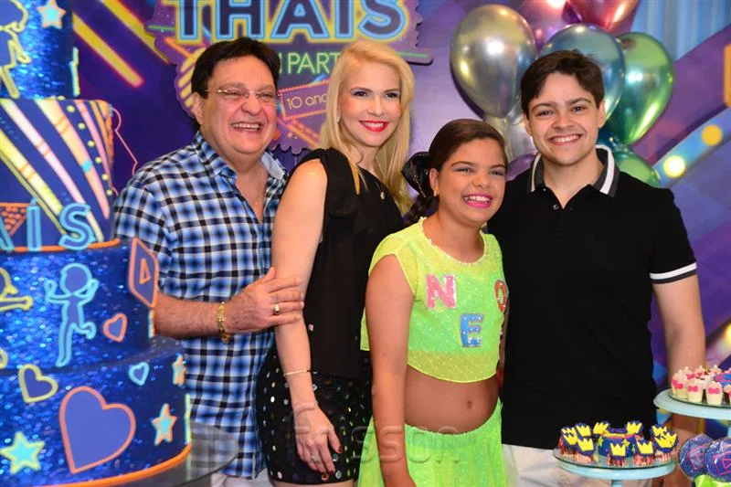 Cleto Gomes, Sheila Mello, Thaís e Rodrigo Gomes
