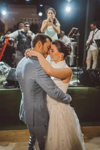 Andressa Menezes e Rafael Studart