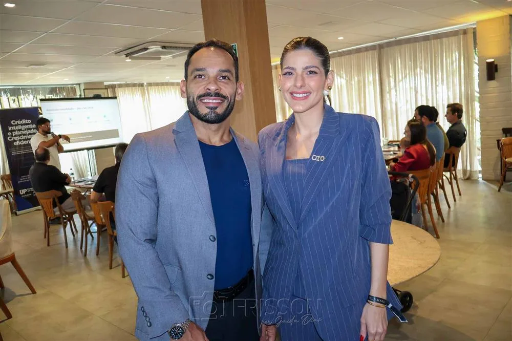 Davi Barbosa e Nathália Diógenes