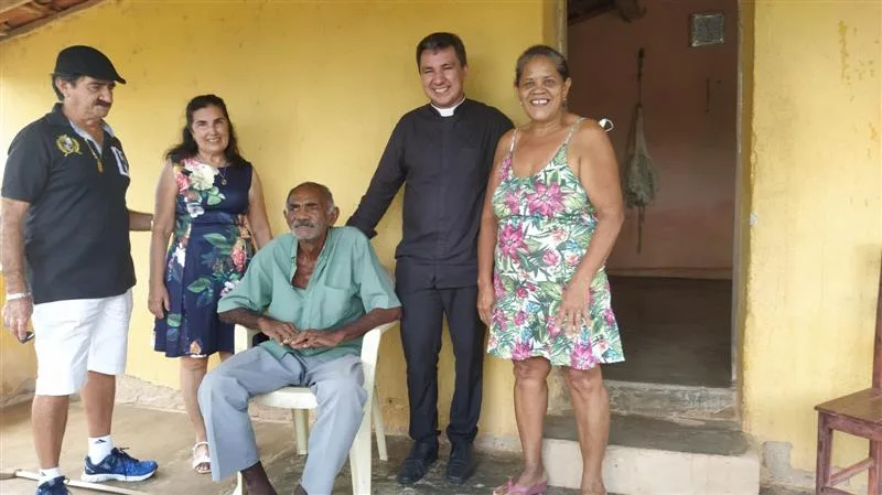 Registros da visita e primeiras Missas de Padre Vanderlúcio Souza, em Morrinhos.