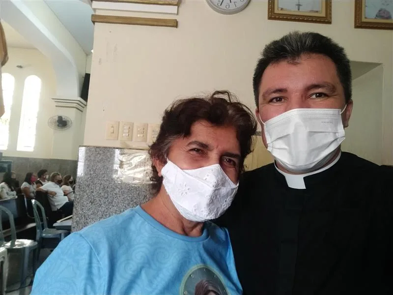 Registros da visita e primeiras Missas de Padre Vanderlúcio Souza, em Morrinhos.