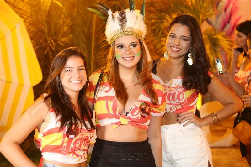 Andressa Bautore, Isabella Lira e Thays Tavares