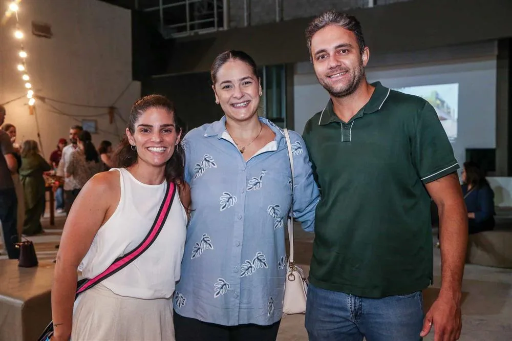 Bea Saboya, Naiana Cunha e Murilo Lins