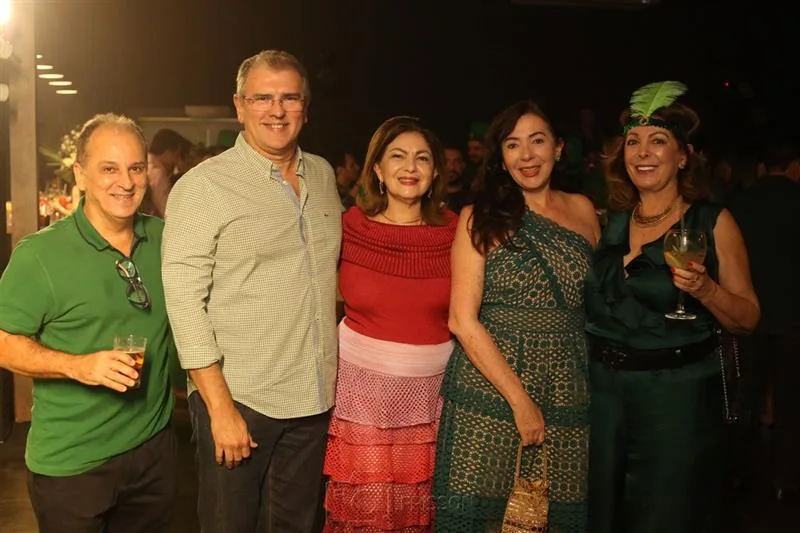 Marcos Amaral, Randal Pompeu, Inês Amaral. Gina Pompeu e Lena Marcilio