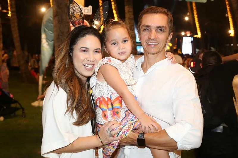 Carol, Maria Vitória e Marcelo Marfrutas