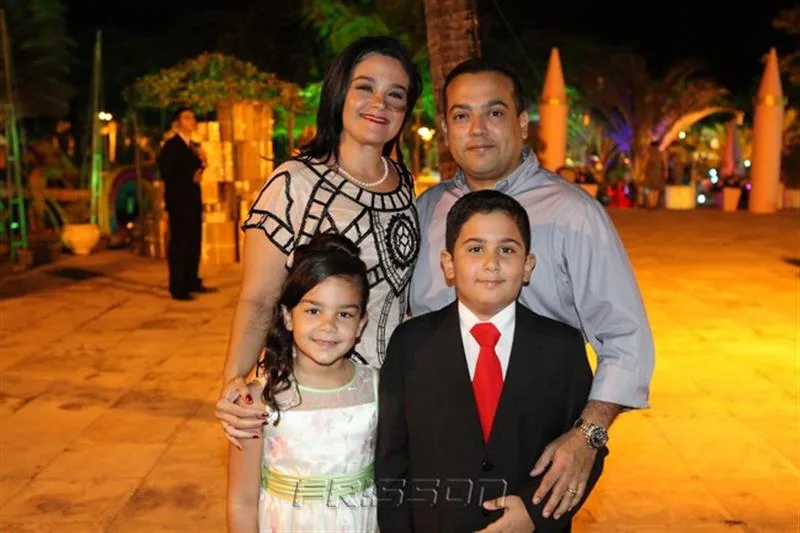 Carol, Giovana, Julio Castelo e Julinho