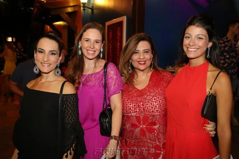 Bianca Meneleu, Nicole Fiuza, Montielle Arruda e Paloma Fiuza