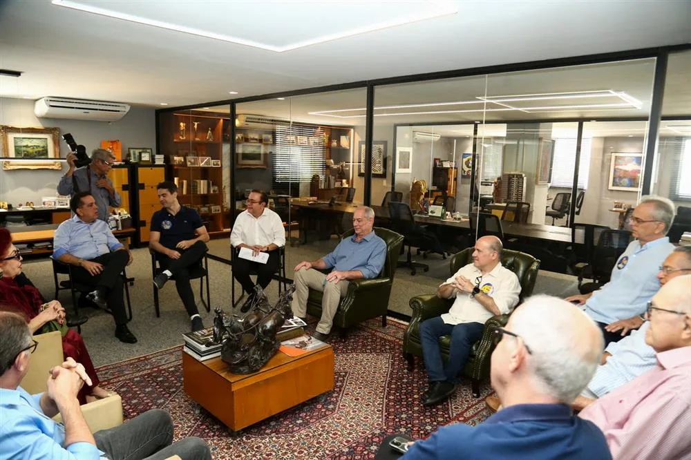 Almoço Debate Amigos em Ação com Ciro Gomes