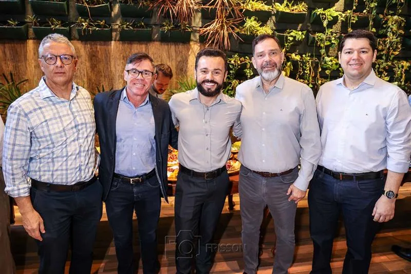 Alberto Moura, Carlos Falconiere, Carlos Mororó, Paulo Sergio Oliveira e Bruno Alcantara