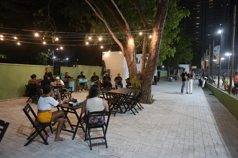 Happy Hour Arena AYO