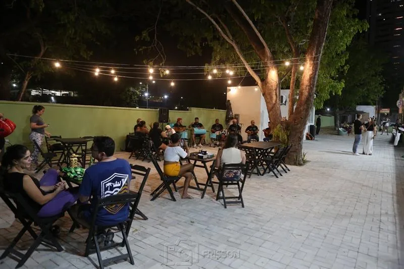 Happy Hour Arena AYO