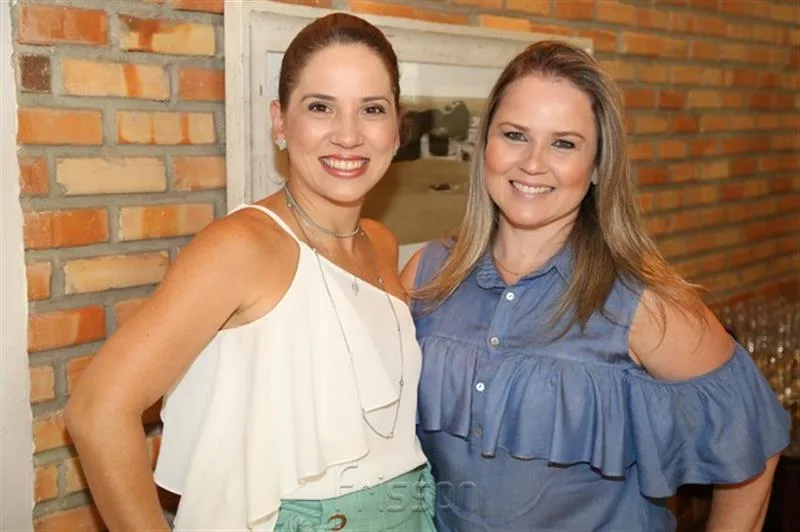 Ana Caroline Dias e Annelise Franco