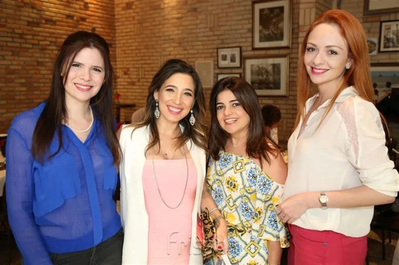 Bruna Diógenes, Renata Marinho, Viviane Linhares e Livia Feitosa