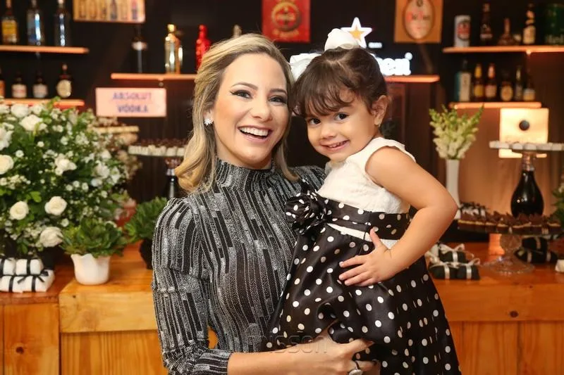 Gaída Dias e Maria Cecília