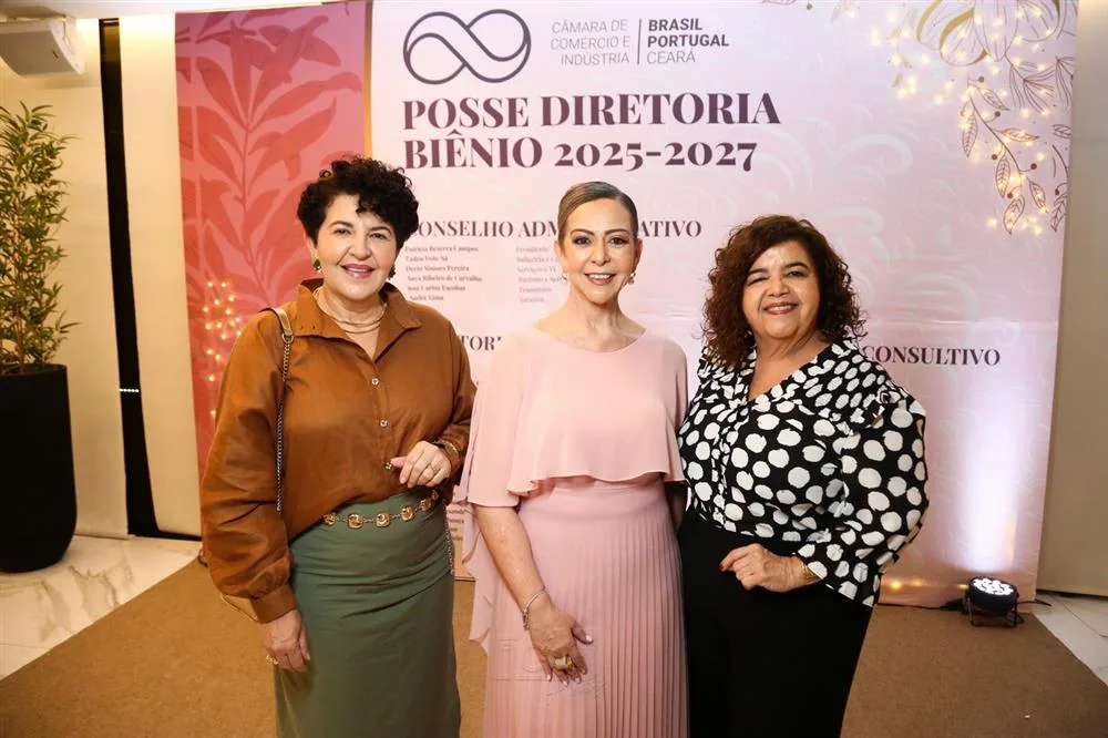 Cláudia Soares, Patrícia Campos e Clivania Teixeira