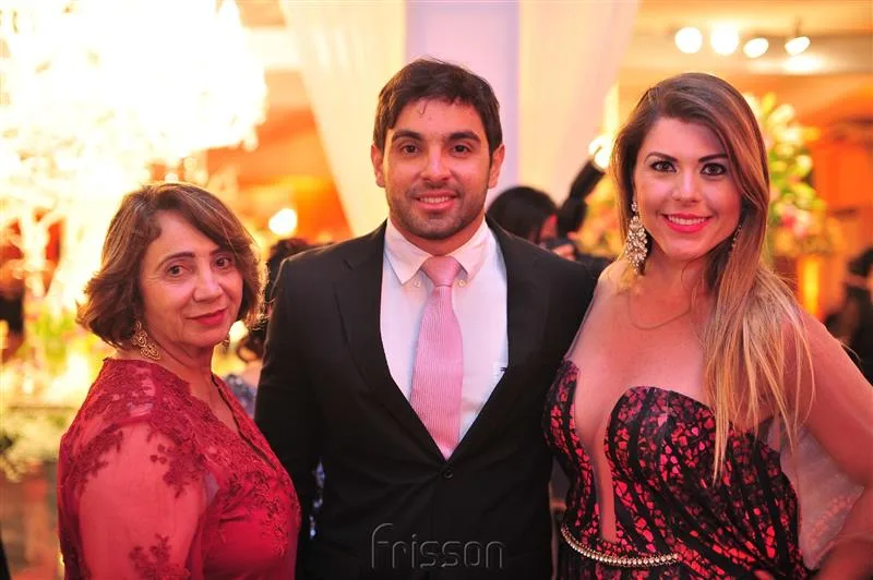 Airles Oliveira, Daniel Bueno e Camila Pessoa