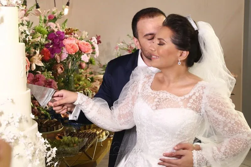 Jessica Mendes Dutra e Leandro Marques Ferreira