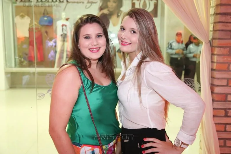 Aurivania e Gislane Moreira