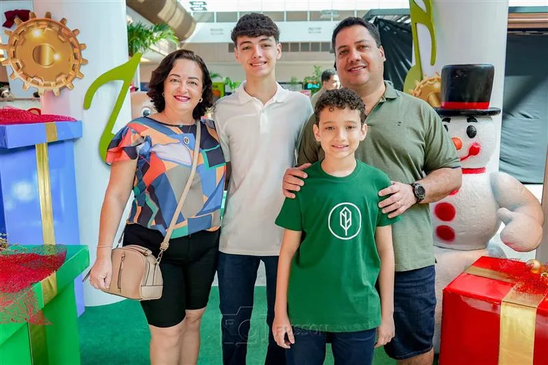 Cris Queiroz, Antônio Neto, Davi Castro e Vander Castro