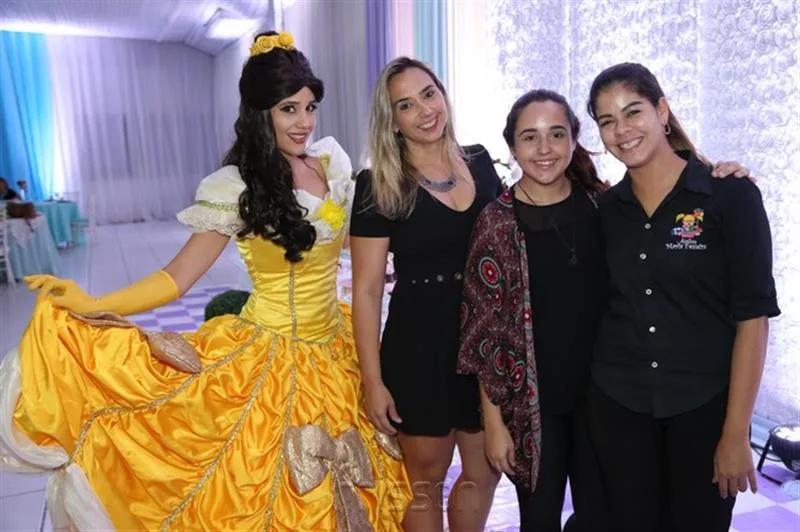 Bela, Luciana Luana e Juliana Athayde