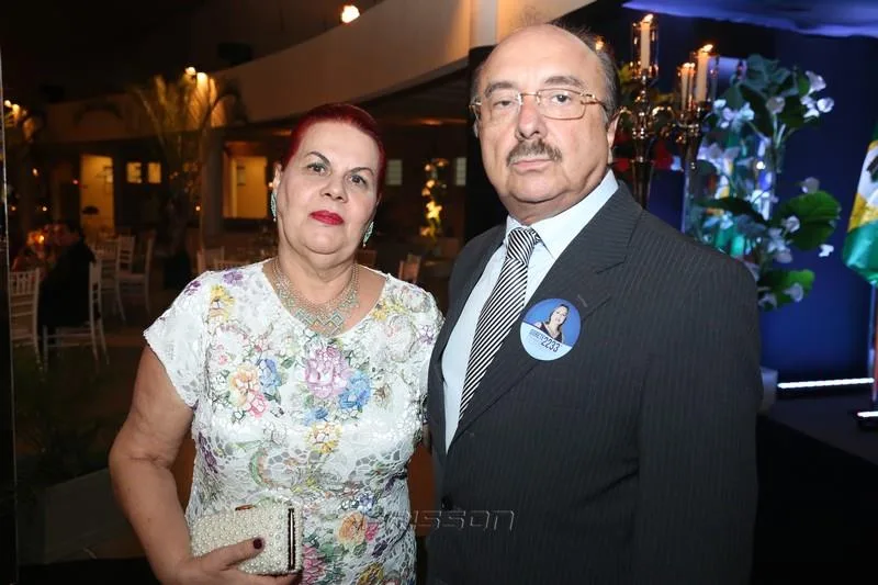 Adna e Carlúcio Pereira