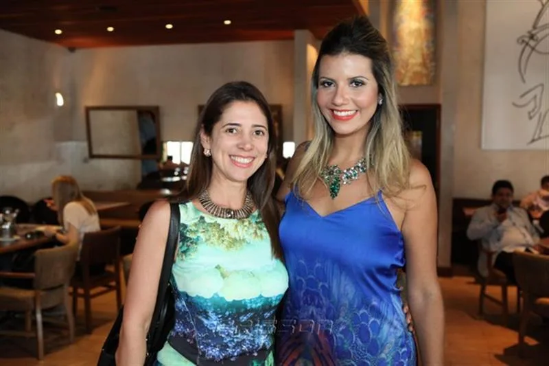 Cristiane Guimarães e Anelisa Barreira