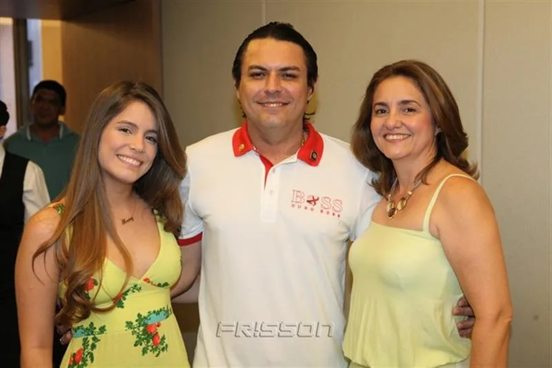 Beatriz, Tarcísio e Teresa Porto