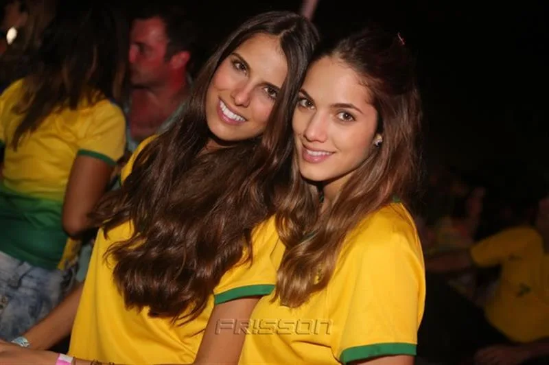 Aline e Mahayanna Agostinelli