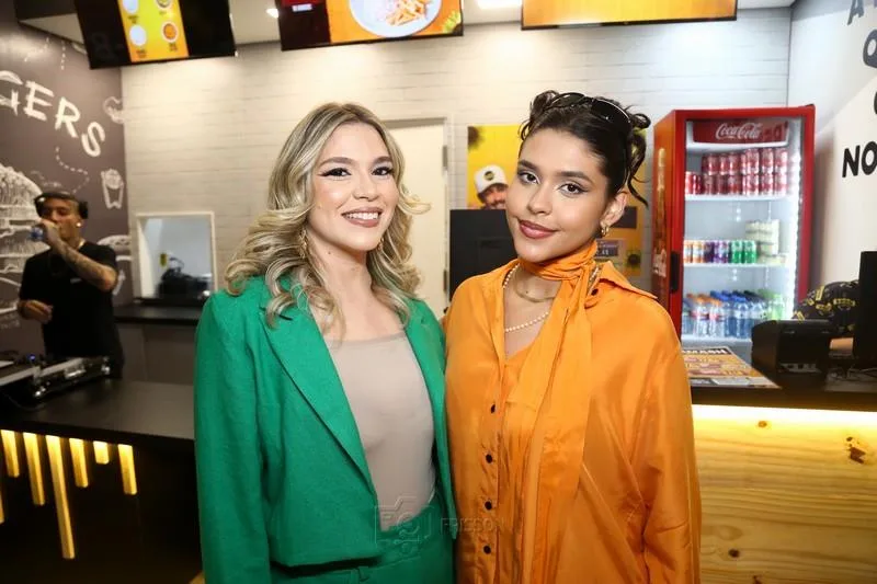 Ariana e Pérola Nogueira