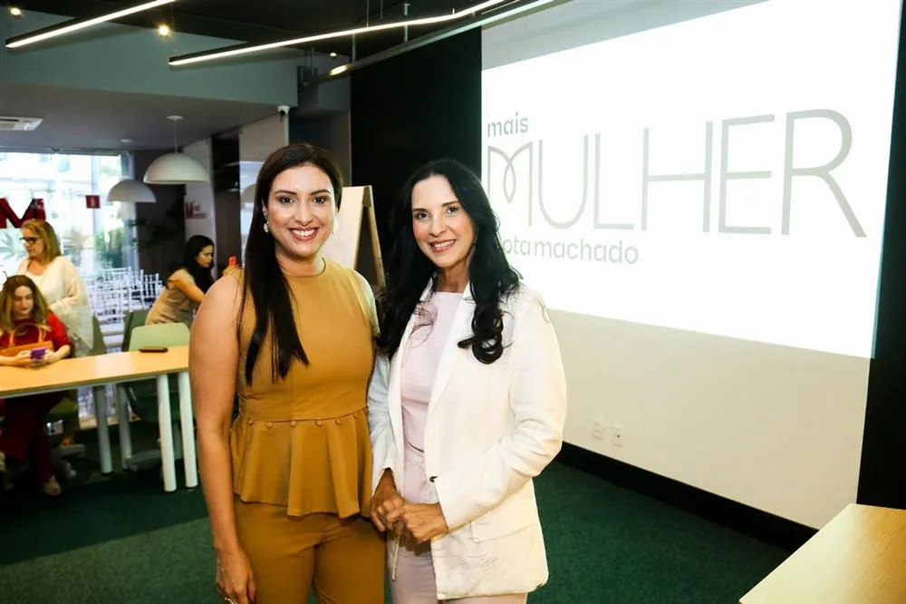 Amanda Venâncio e Lídia Oliveira