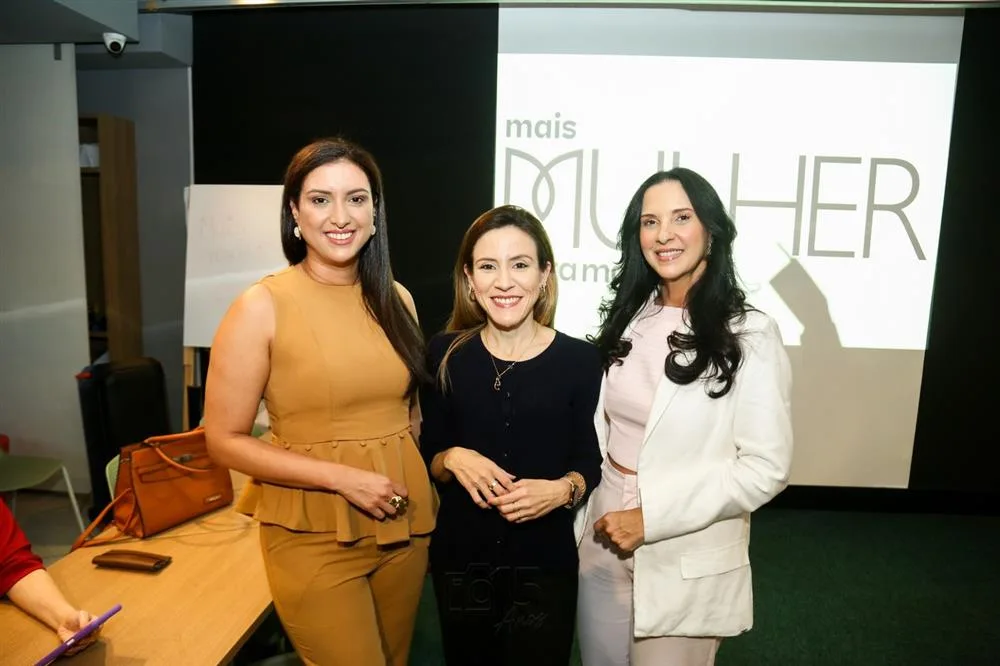 Amanda Venâncio, Ivna Moraes e Lídia Oliveira