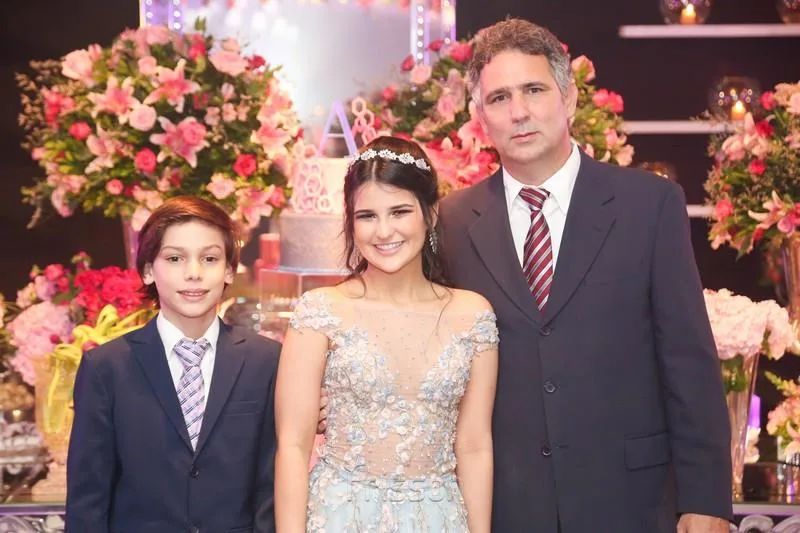 15 Anos de Amanda Praça