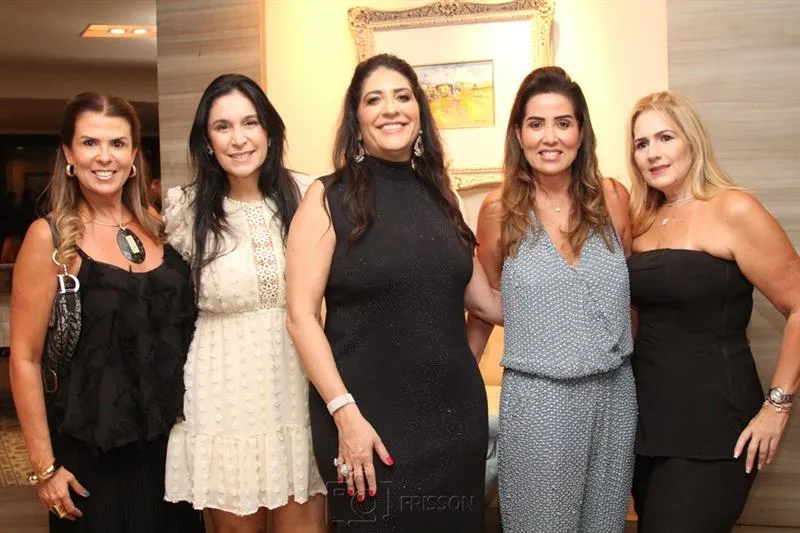 Alexandra Pinto, Fernanda Sousa, Elisa Oliveira, Ana Vládia Sales e Marcia Peixoto