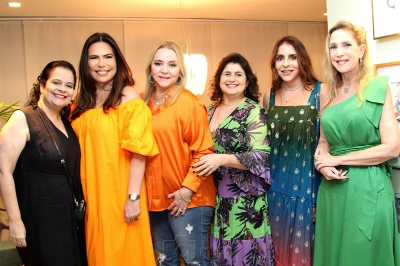 Amélia Brandão, Andreia Rios, Sandra Fujita, Bebel Ciasca, Cristiane Faria e Marjorie Marshall