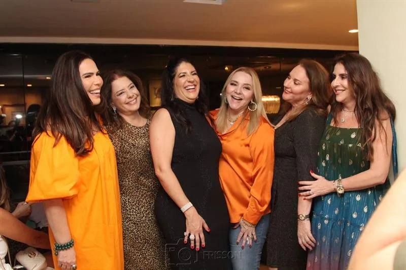 Andrea Rios, Claudia Gradvohl, Elisa Oliveira, Sandra Fujita, Luiziane Cavalcante e Cristiane Faria