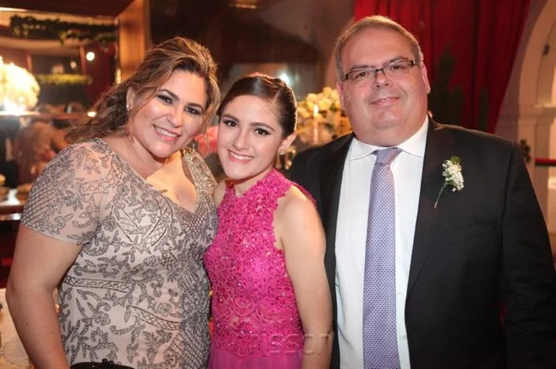 Aline Duarte, Leticia Siqueira e Angelo Duarte