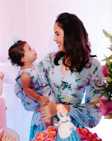 Maria Cecília e Alice Adjafre