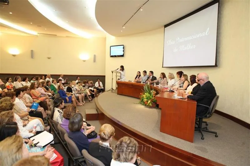 Dia Internacional da Mulher ALFE